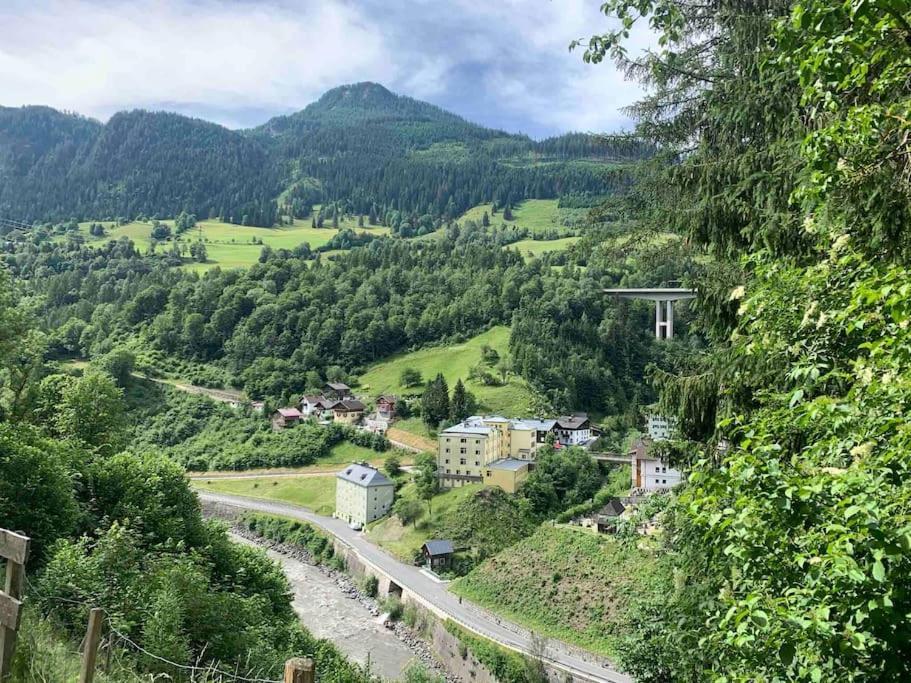 Willa Kleine Alpenhuette In Lend 2024 Neben Der Salzach Zewnętrze zdjęcie