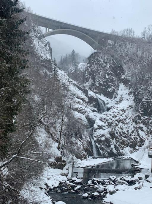 Willa Kleine Alpenhuette In Lend 2024 Neben Der Salzach Zewnętrze zdjęcie